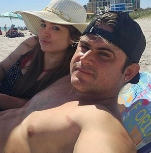 Meet your Posher, Mairelis